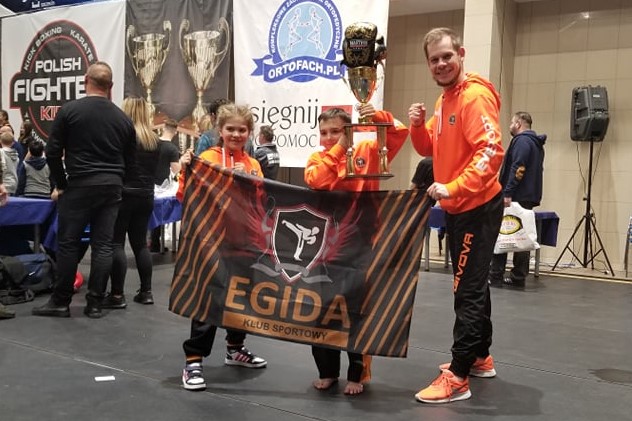 egida maj foto